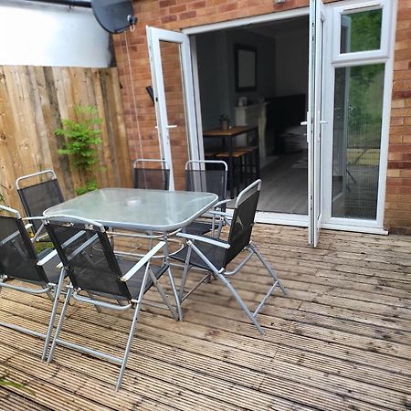 Birmingham Blissful Apartment With 2 Bedrooms المظهر الخارجي الصورة