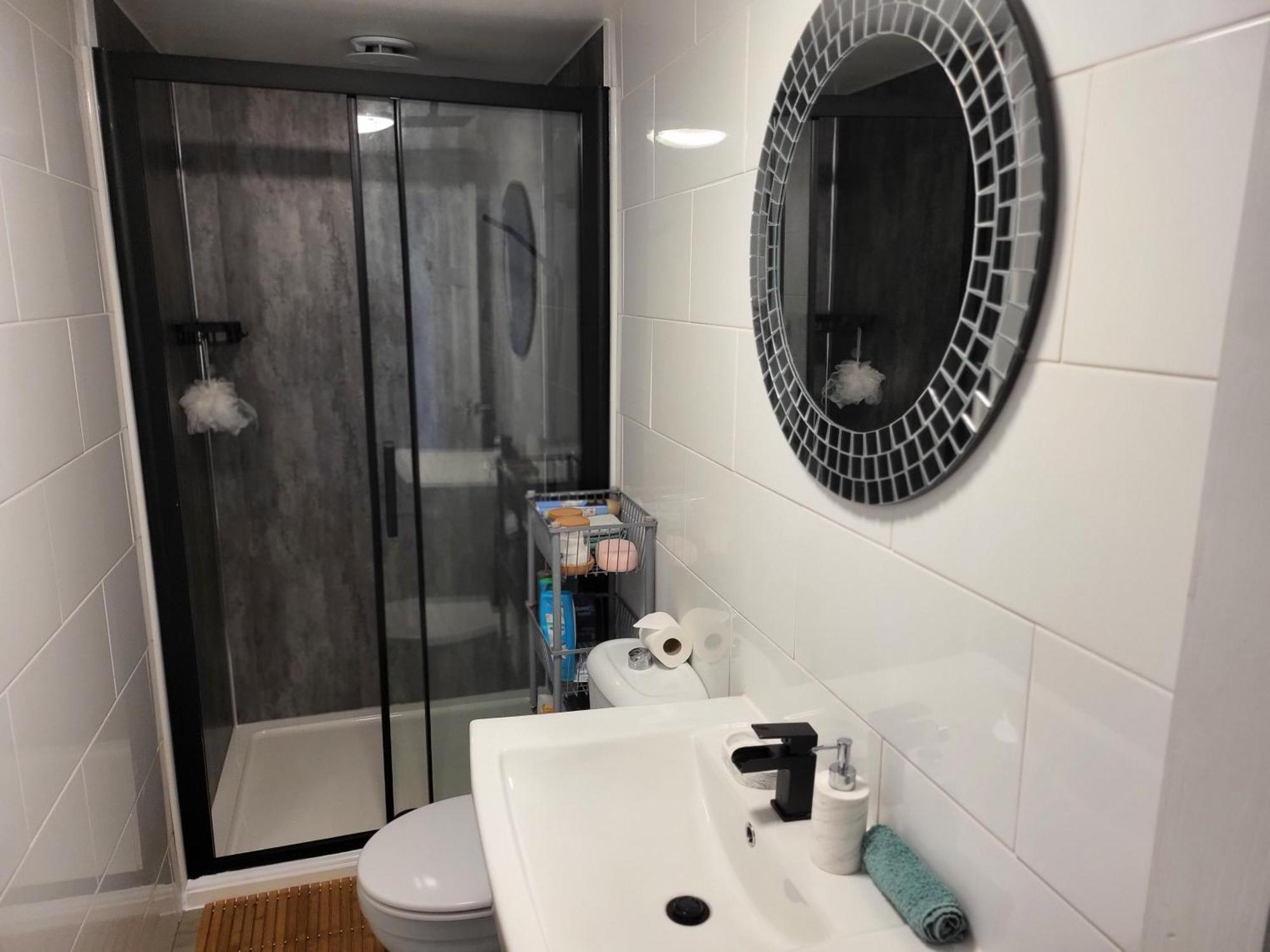 Birmingham Blissful Apartment With 2 Bedrooms المظهر الخارجي الصورة